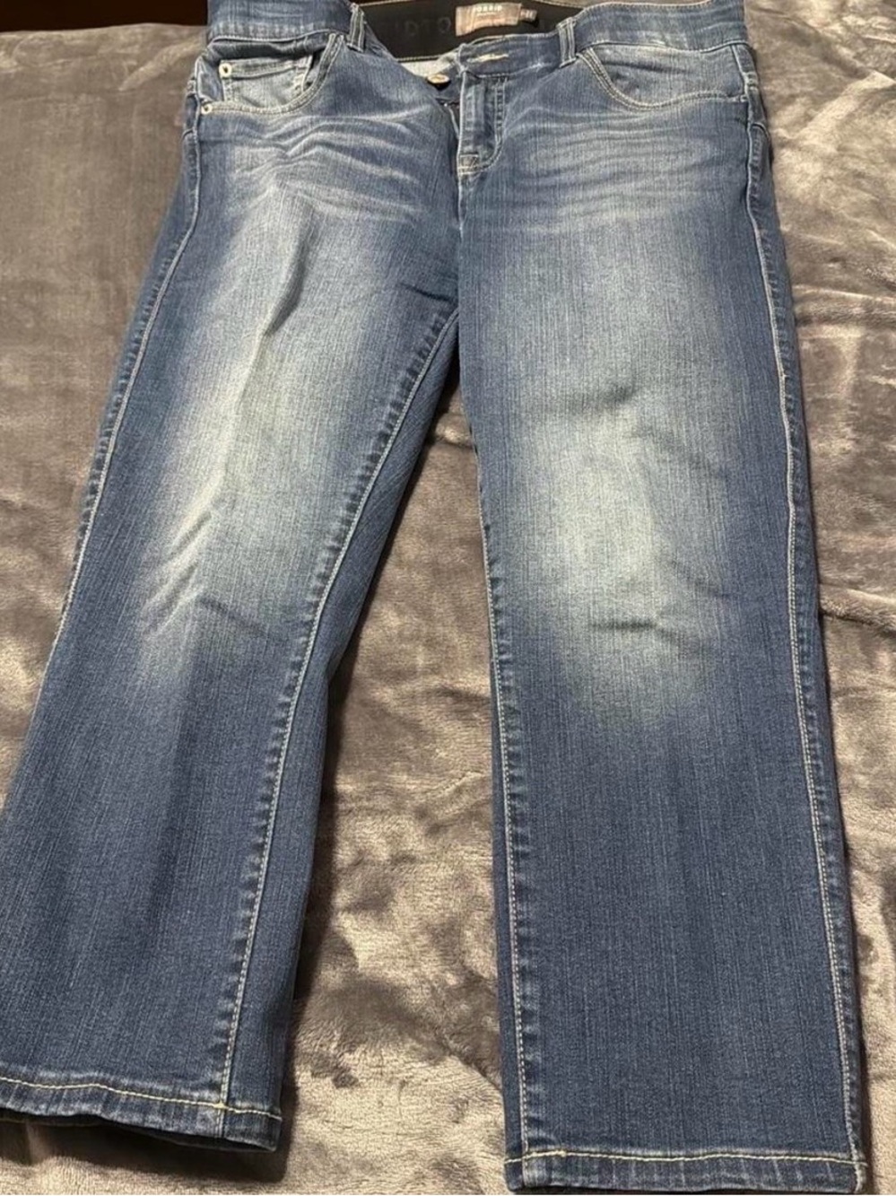 Torrid Bombshell capri jeans